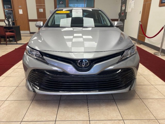 Used 2019 Toyota Camry LE w/ Convenience Package FWD image 7