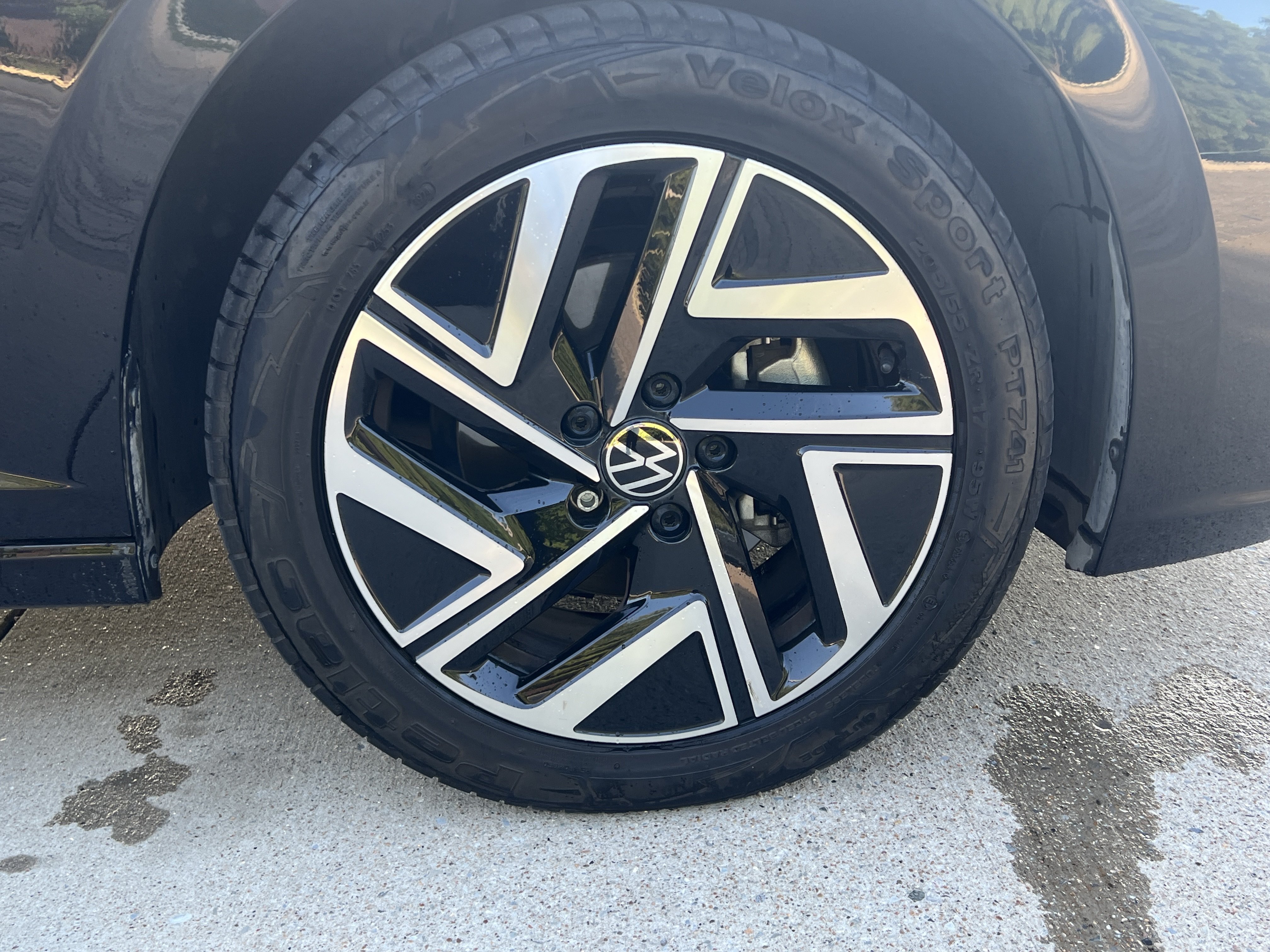 Certified 2022 Volkswagen Jetta SEL FWD image 11