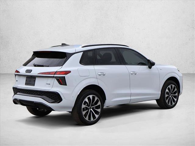 New 2026 Audi Q3 quattro 2.0T AWD/4WD image 2