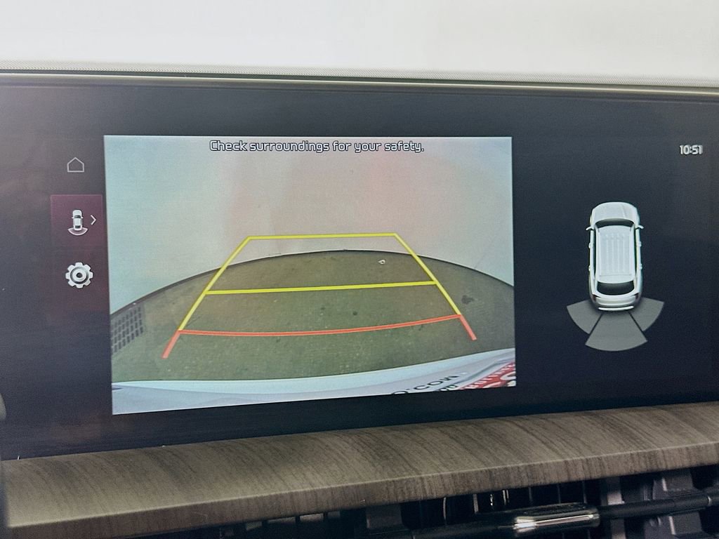 Used 2023 Kia Telluride EX w/ EX Captain's Chair Package image 10