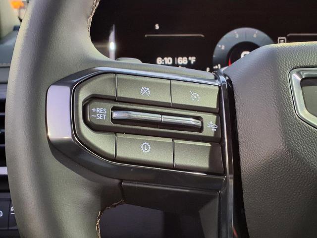 New 2026 GMC Acadia AT4 w/ Luxury Package AWD/4WD image 11