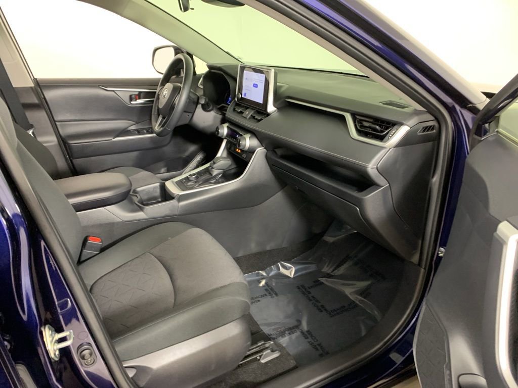 Used 2023 Toyota RAV4 XLE w/ Convenience Package AWD/4WD image 38