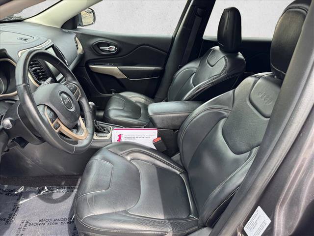 Used 2018 Jeep Cherokee Limited AWD/4WD image 10