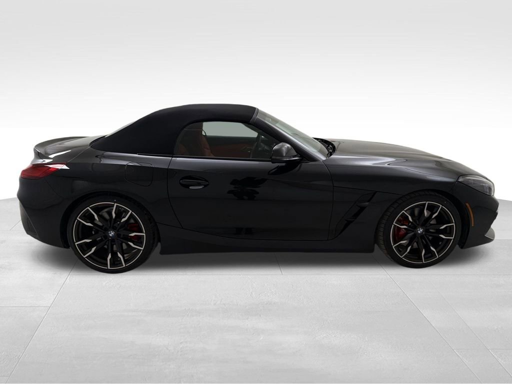 New 2026 BMW Z4 M40i w/ Premium Package image 10