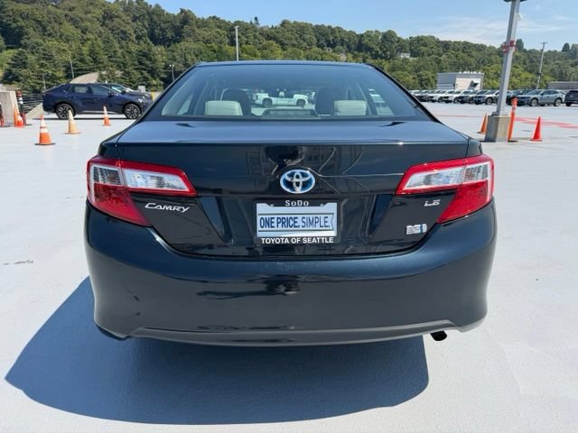 Used 2013 Toyota Camry LE FWD image 4