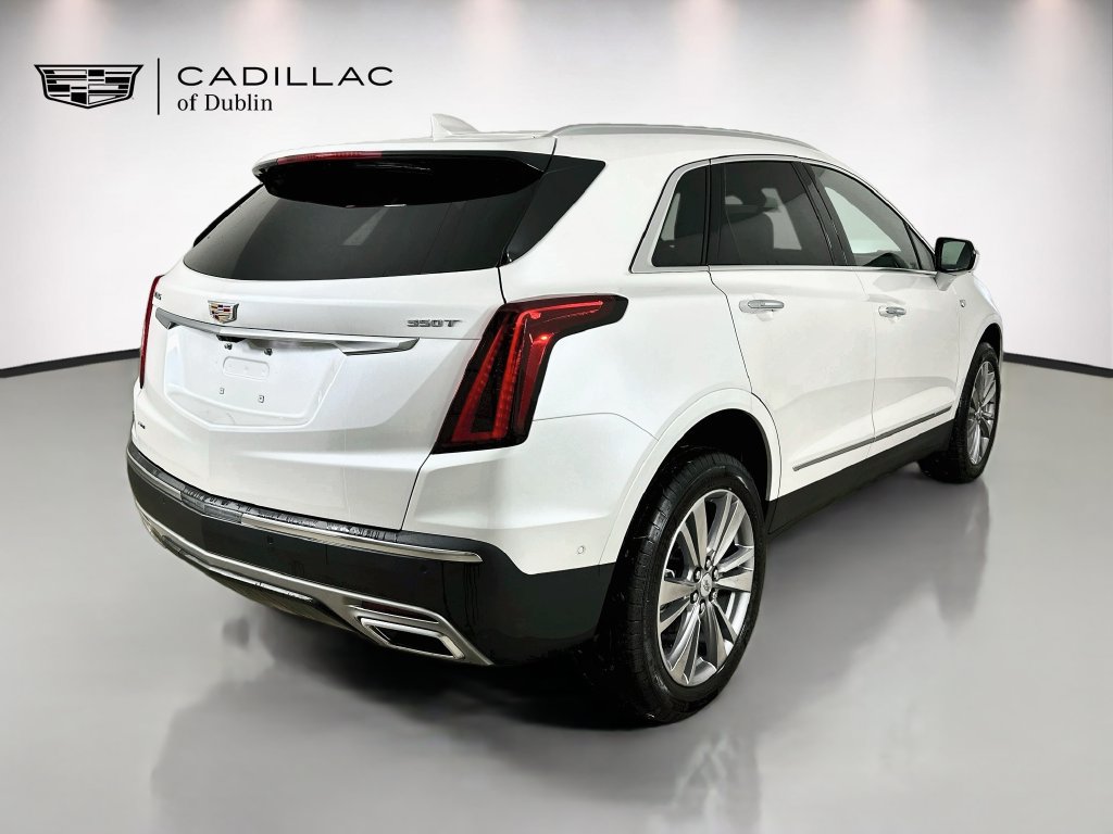 New 2026 Cadillac XT5 Premium Luxury w/ LPO, Floor Liner Package AWD/4WD image 5