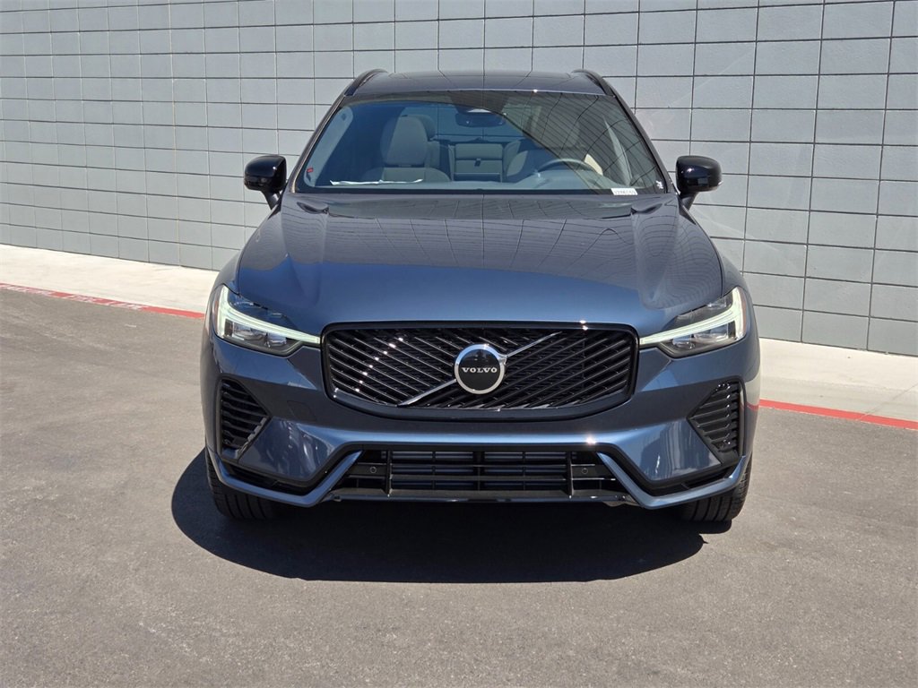 New 2026 Volvo XC60 T8 Core image 5