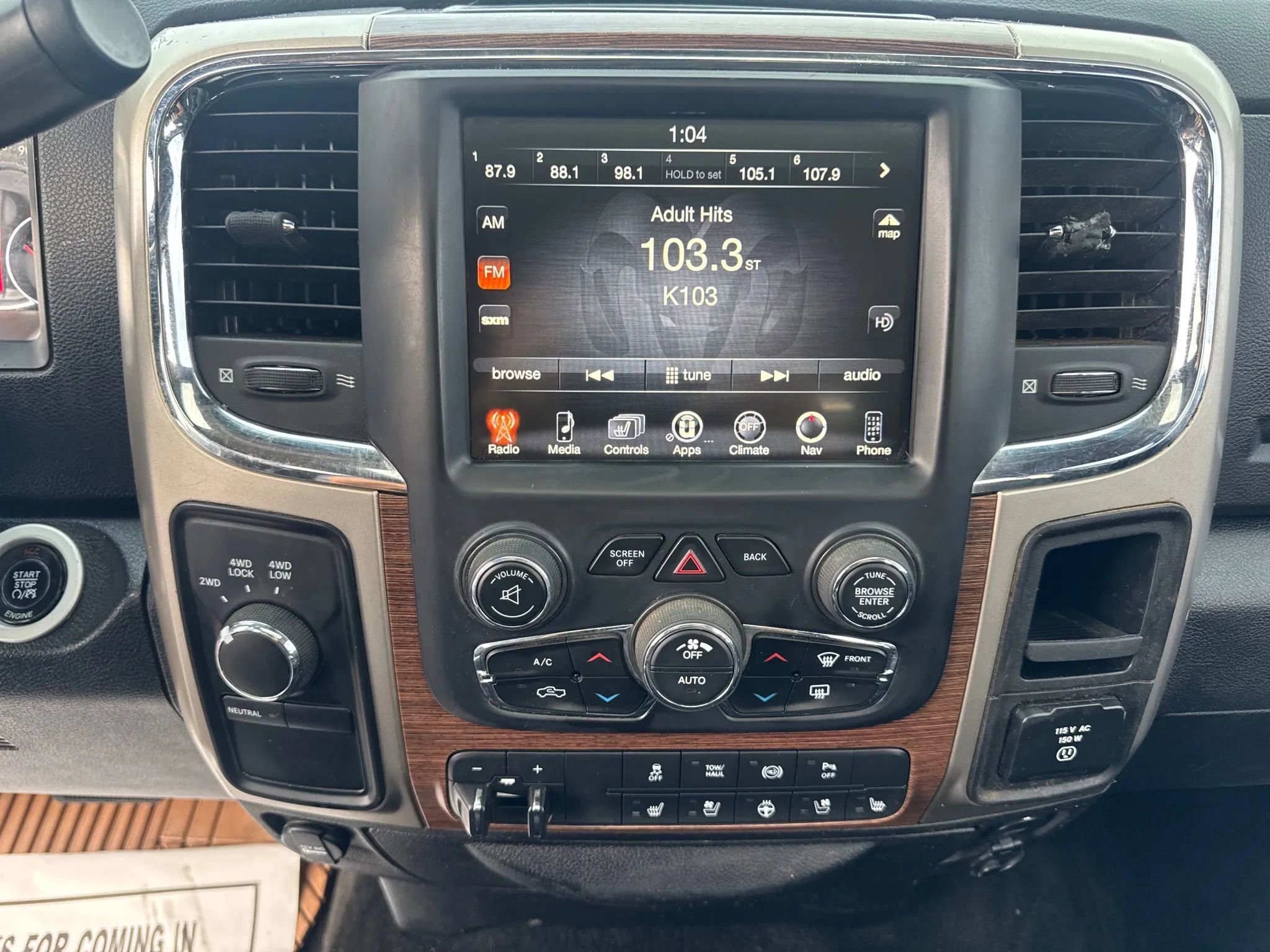 Used 2014 RAM 3500 Laramie w/ Black Appearance Group image 31