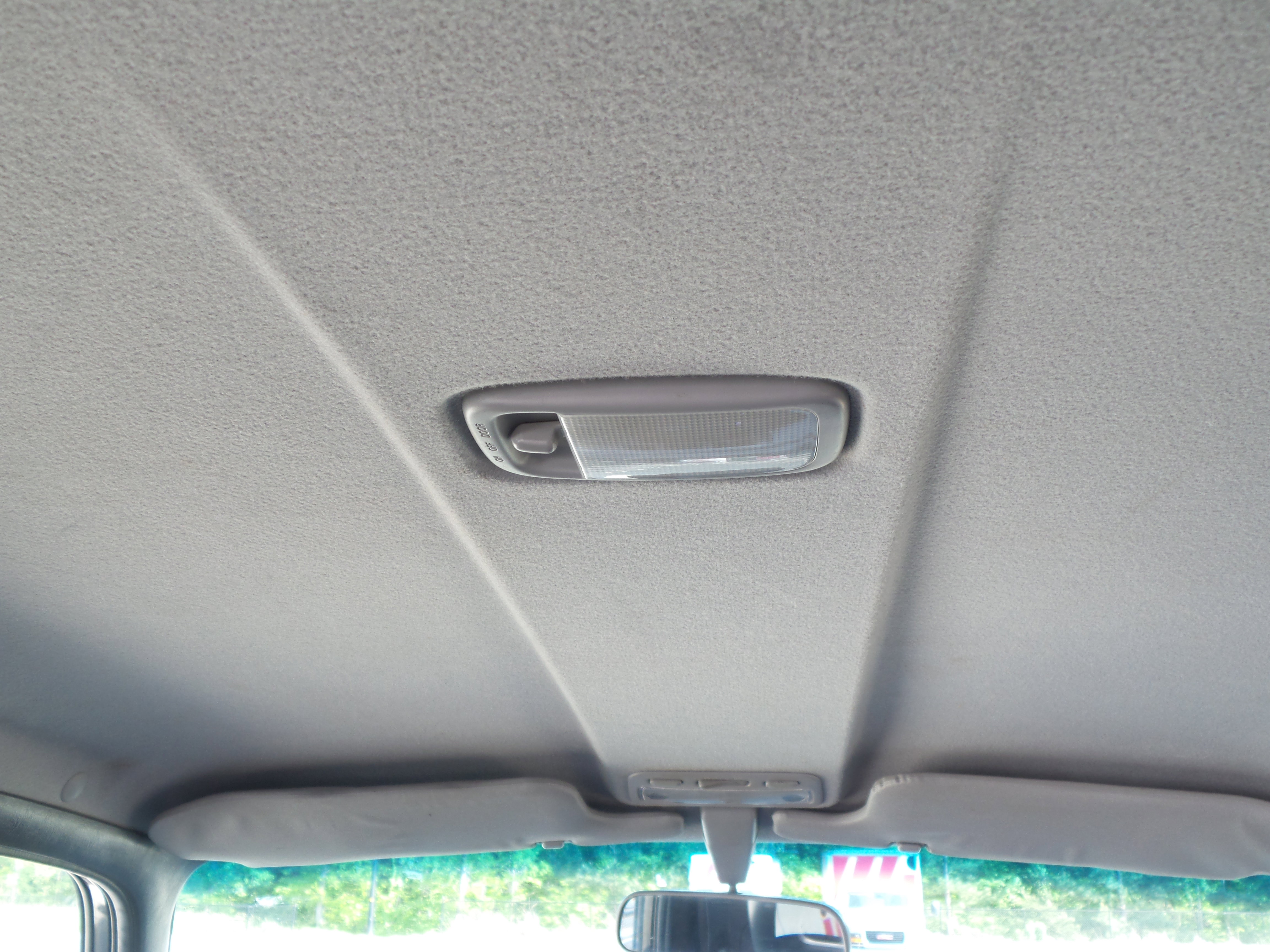 Used 1998 Toyota RAV4 2WD 2-Door image 23