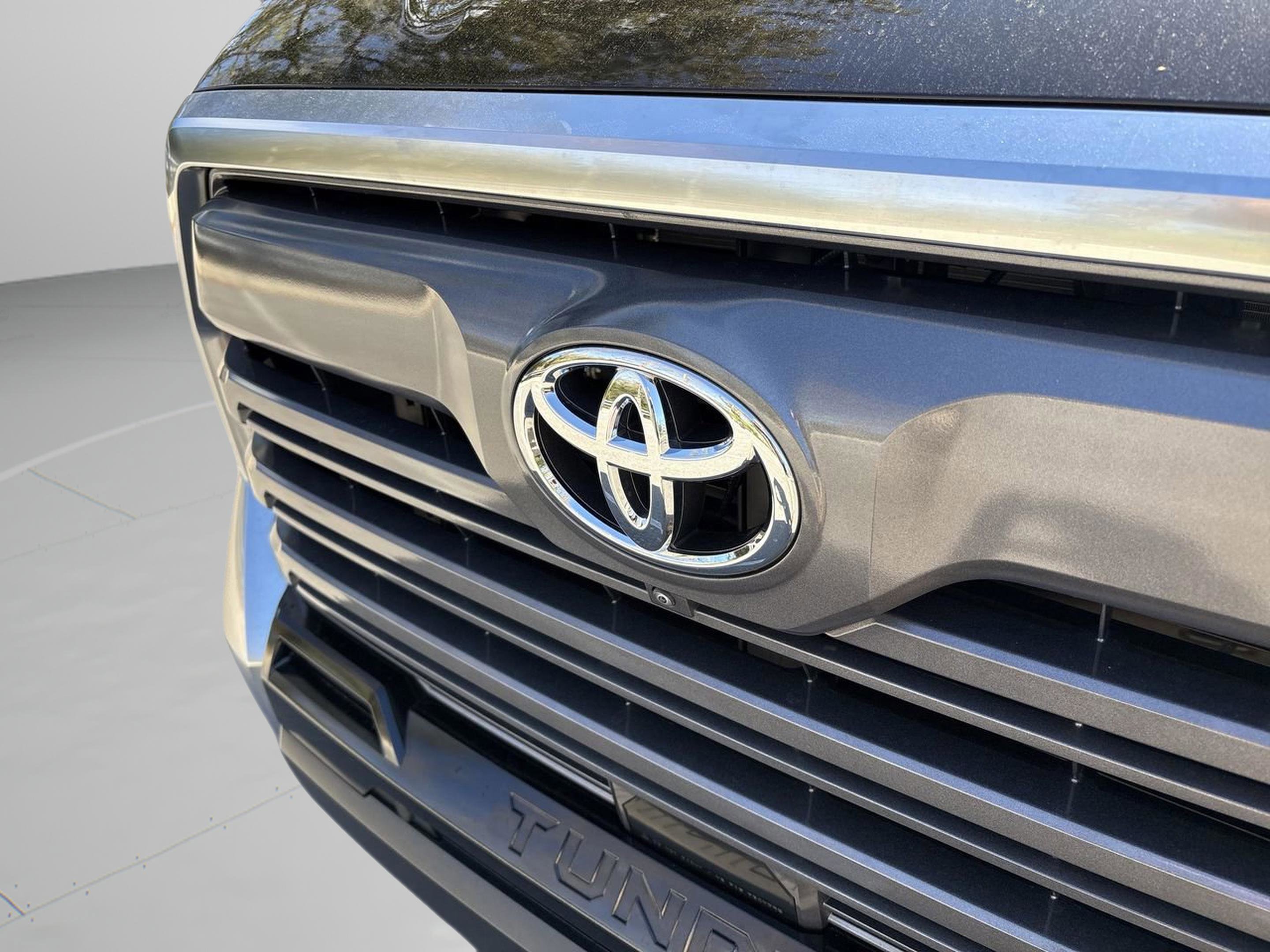 Used 2024 Toyota Tundra Limited image 23