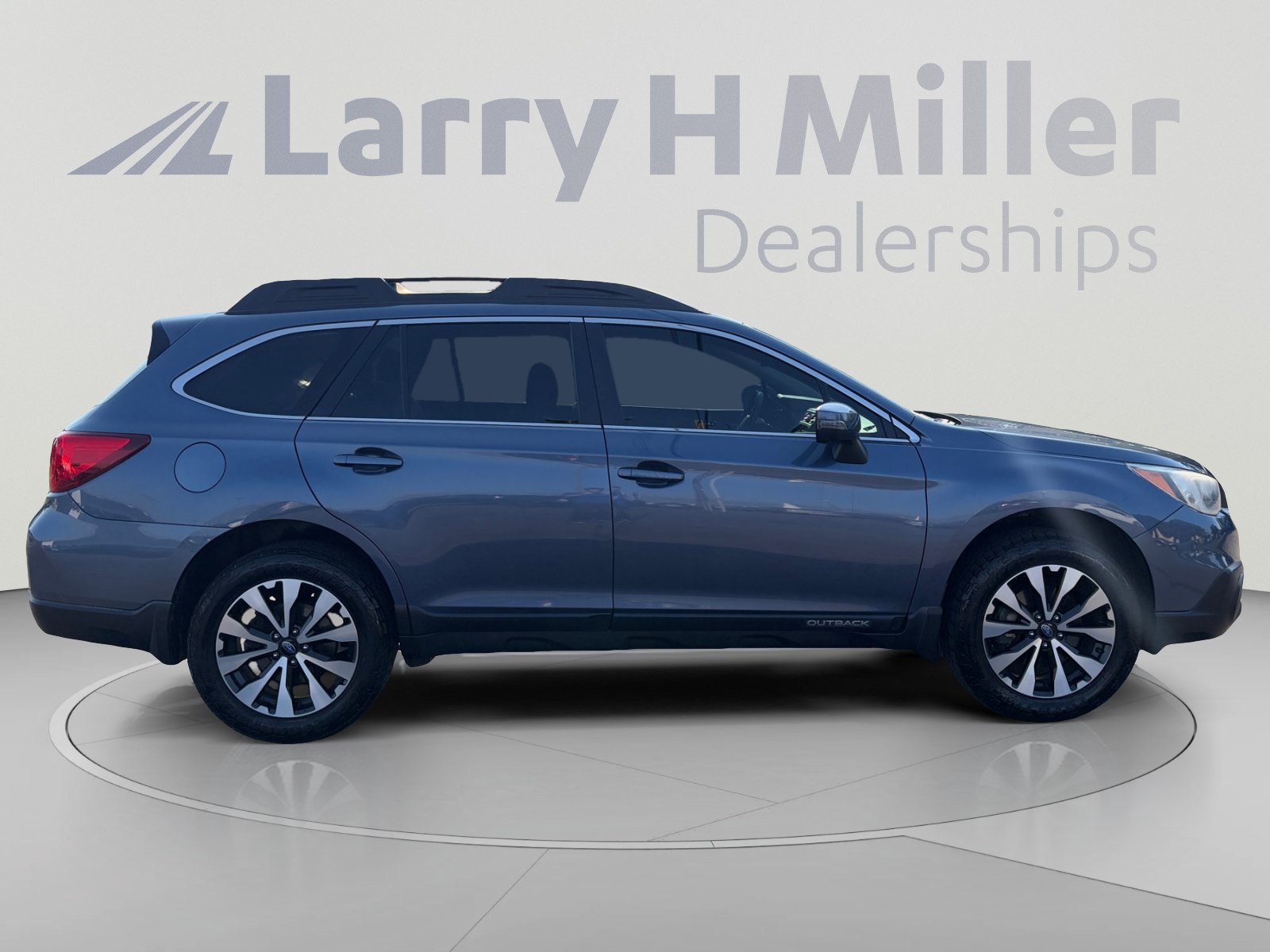 Used 2017 Subaru Outback 3.6R Limited AWD/4WD image 6