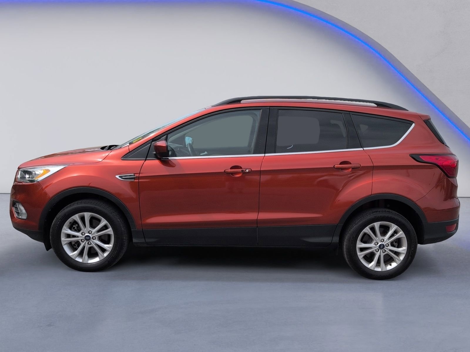 Used 2019 Ford Escape SEL image 4