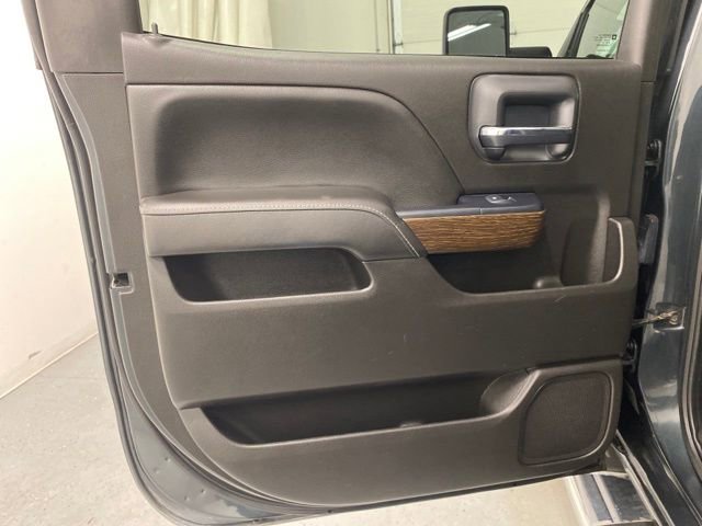 Used 2018 GMC Sierra 2500 Denali w/ Duramax Plus Package image 27