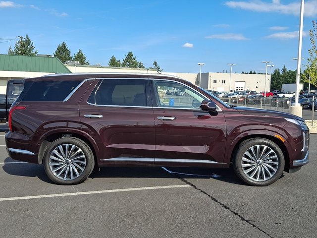 Used 2024 Hyundai Palisade Calligraphy AWD/4WD image 7