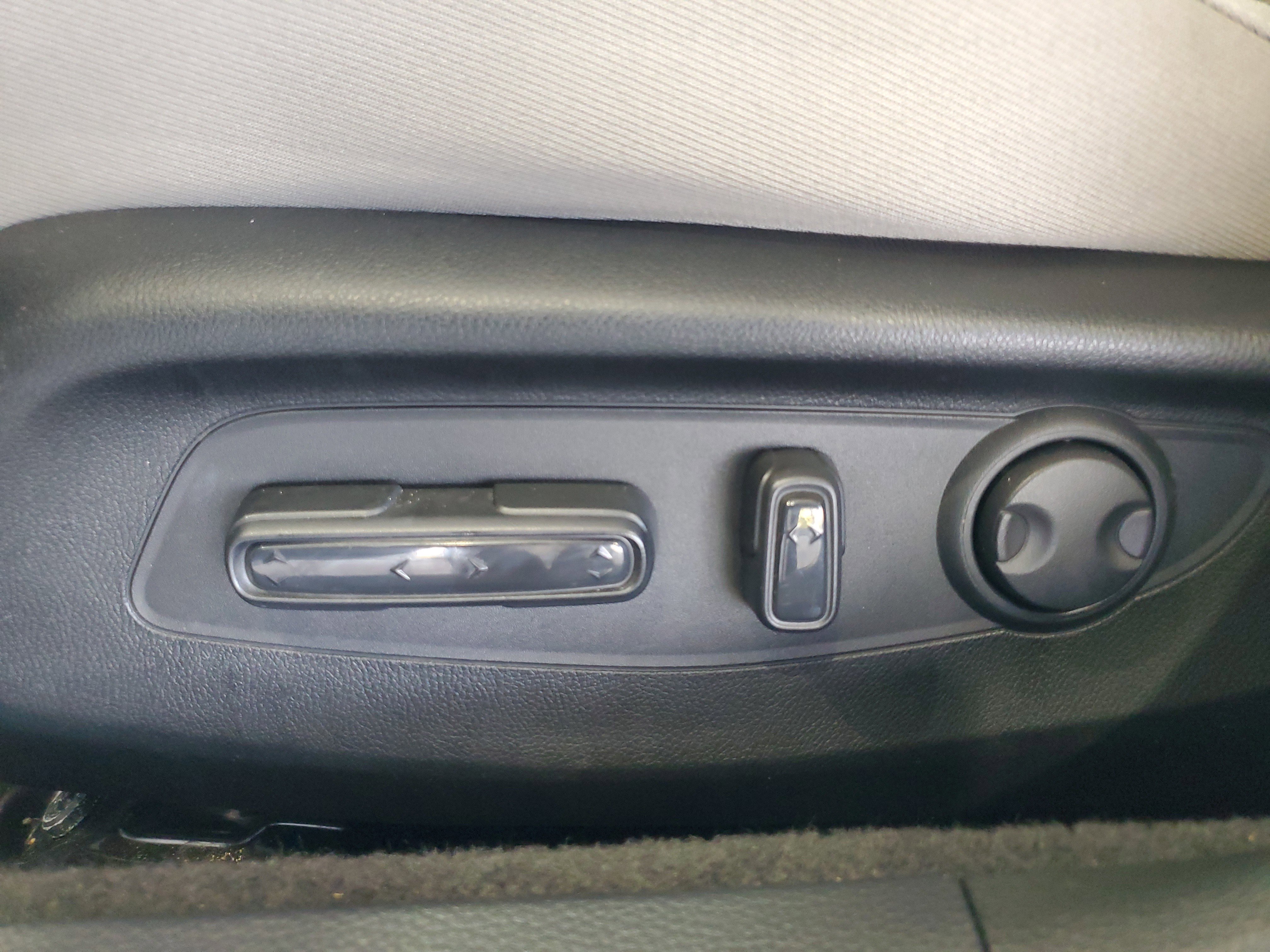 Used 2023 Honda Accord EX image 19