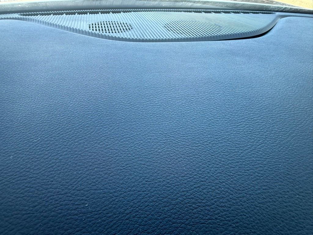 Certified 2025 Jeep Grand Cherokee Limited w/ Black Appearance Package image 12