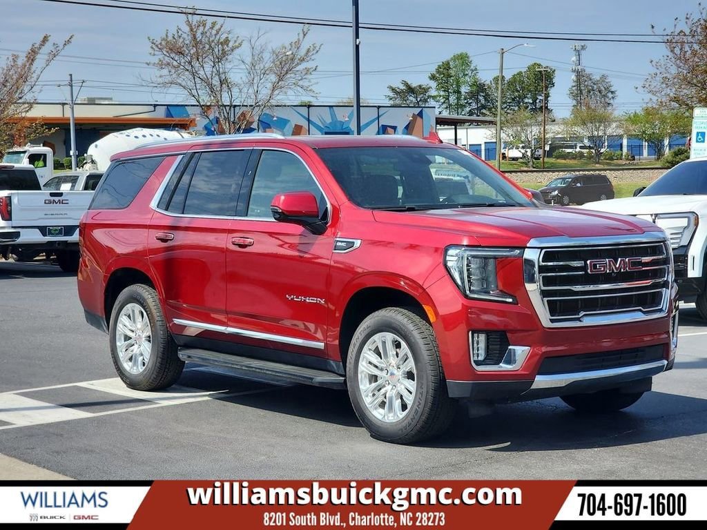 Used 2024 GMC Yukon SLT w/ SLT Premium Package image 1