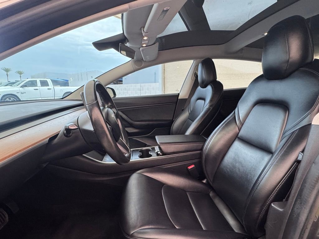 Used 2018 Tesla Model 3 Long Range image 25