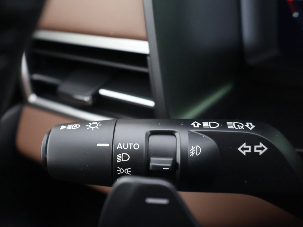 New 2026 Mitsubishi Outlander SEL image 49