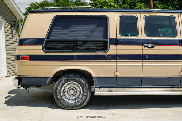 Used 1988 Chevrolet G20 RWD image 10
