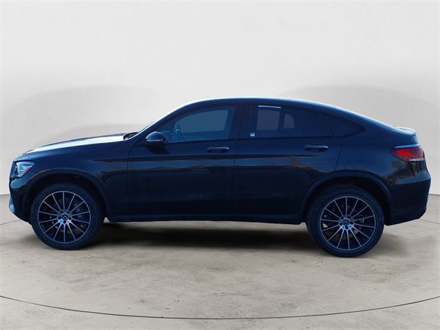 Used 2023 Mercedes-Benz GLC 300 4MATIC Coupe image 2