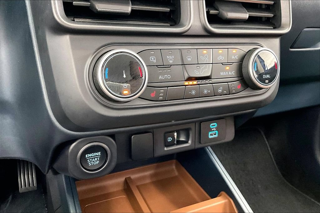 Certified 2024 Ford Maverick Lariat FWD image 32