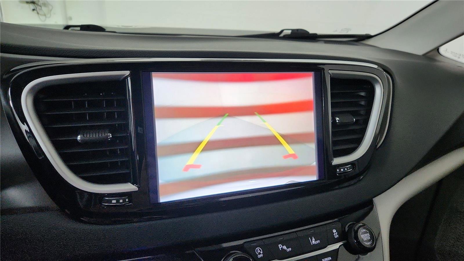 Used 2023 Chrysler Pacifica Touring-L FWD image 28