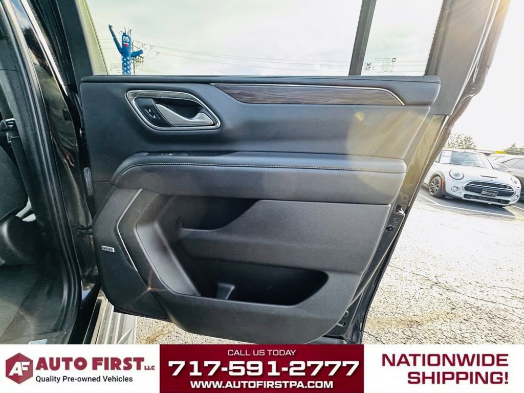 Used 2022 Chevrolet Suburban LT image 30