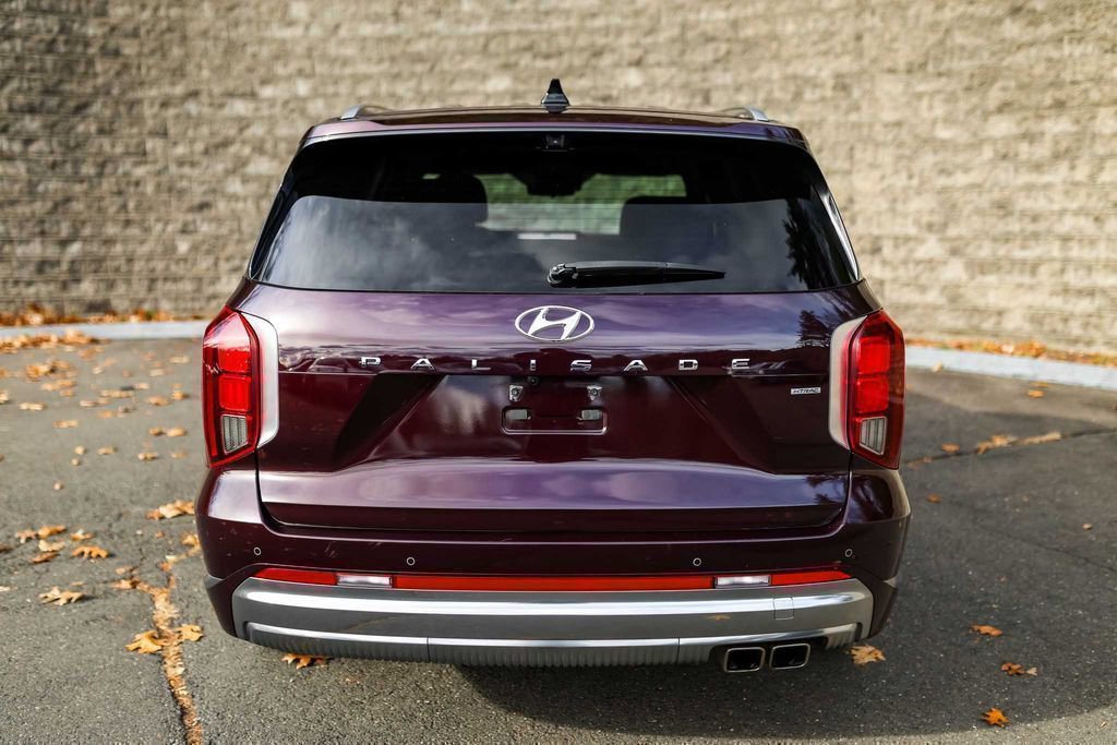 Used 2023 Hyundai Palisade Calligraphy image 7