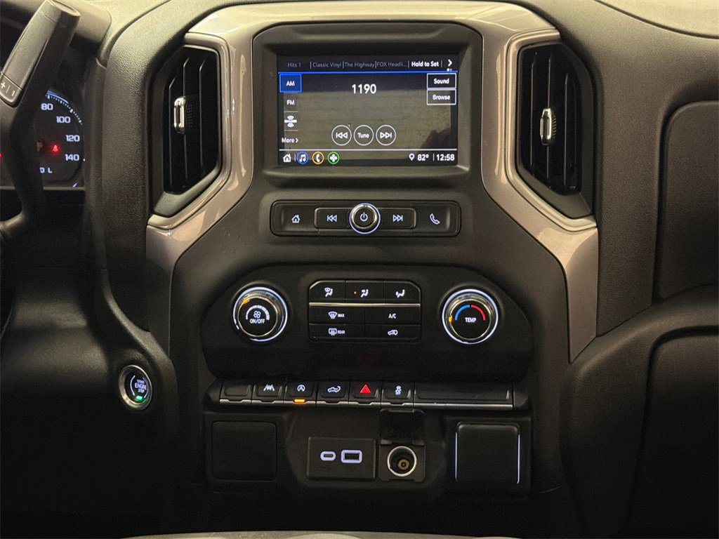 Used 2022 Chevrolet Silverado 1500 Custom image 13