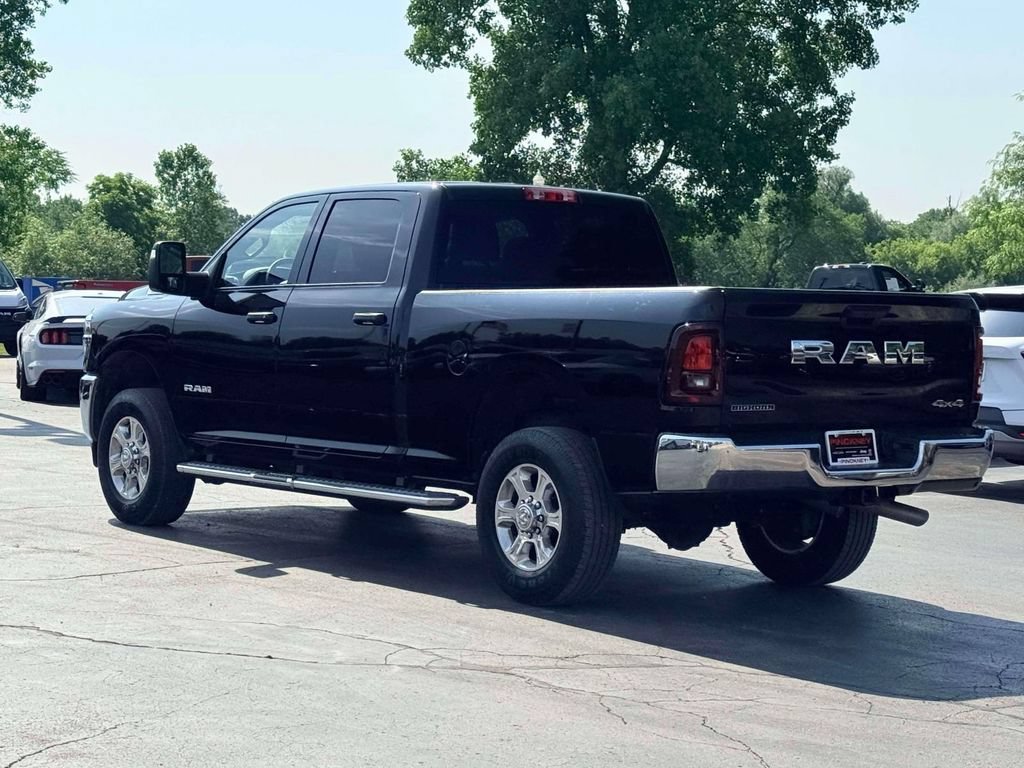 Used 2025 RAM 2500 Big Horn AWD/4WD image 10