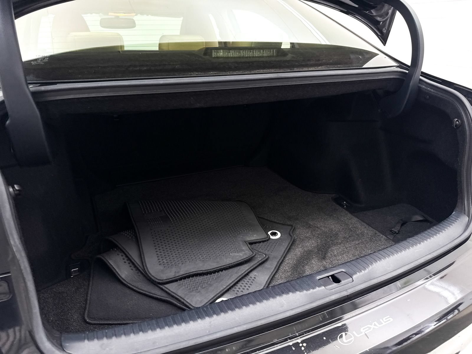Used 2014 Lexus IS 250 w/ Navigation Package RWD image 32
