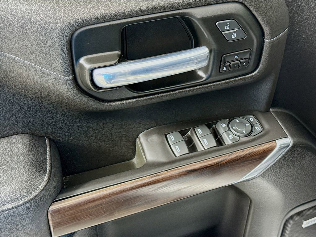 Used 2021 GMC Sierra 1500 SLT image 18