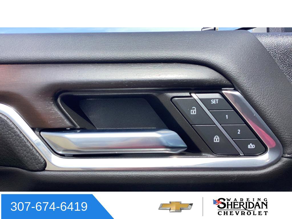 Used 2024 GMC Sierra 2500 Denali w/ Technology Package AWD/4WD image 24