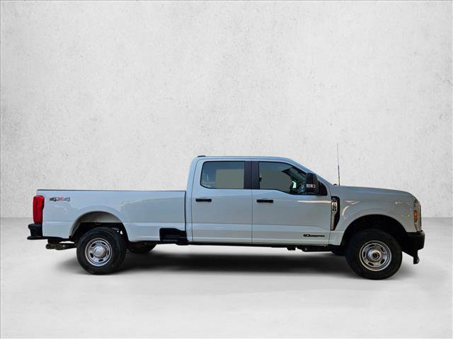 Used 2025 Ford F250 XL w/ XL Driver Assist Package AWD/4WD image 4