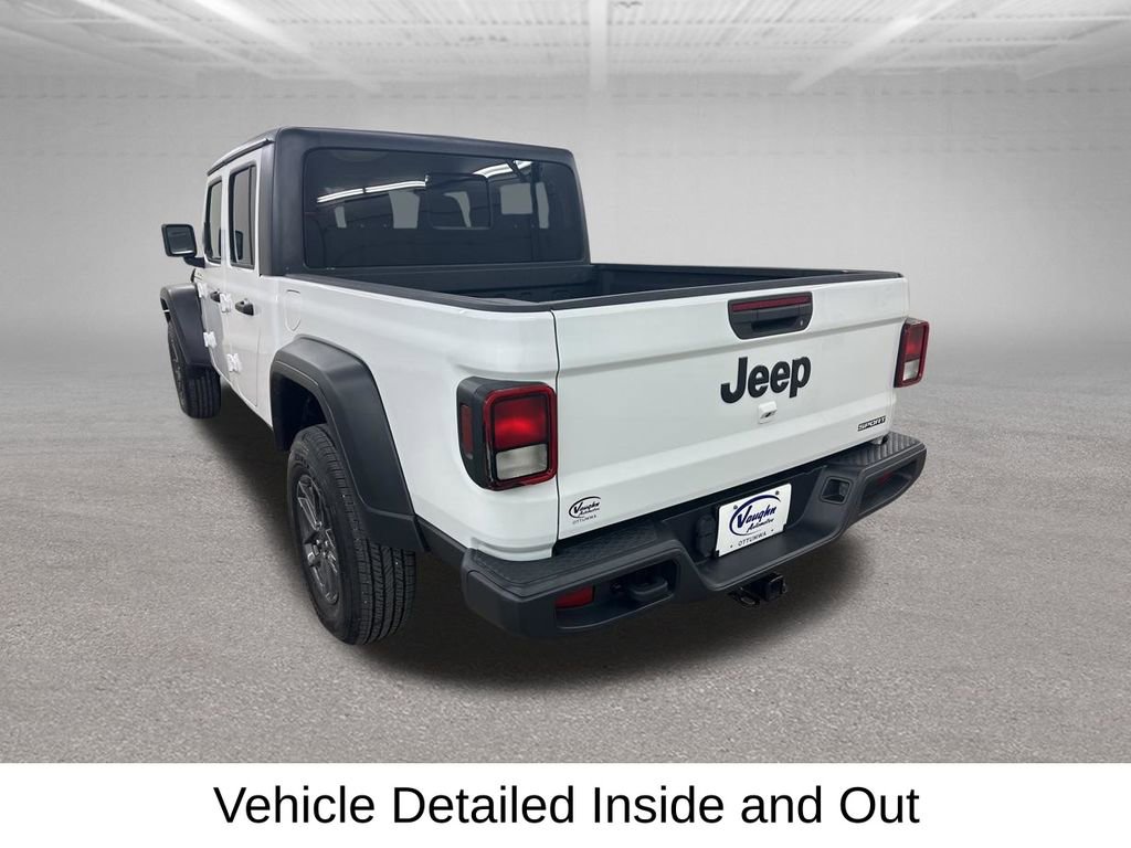 Used 2020 Jeep Gladiator Sport w/ Quick Order Package 24S AWD/4WD image 10