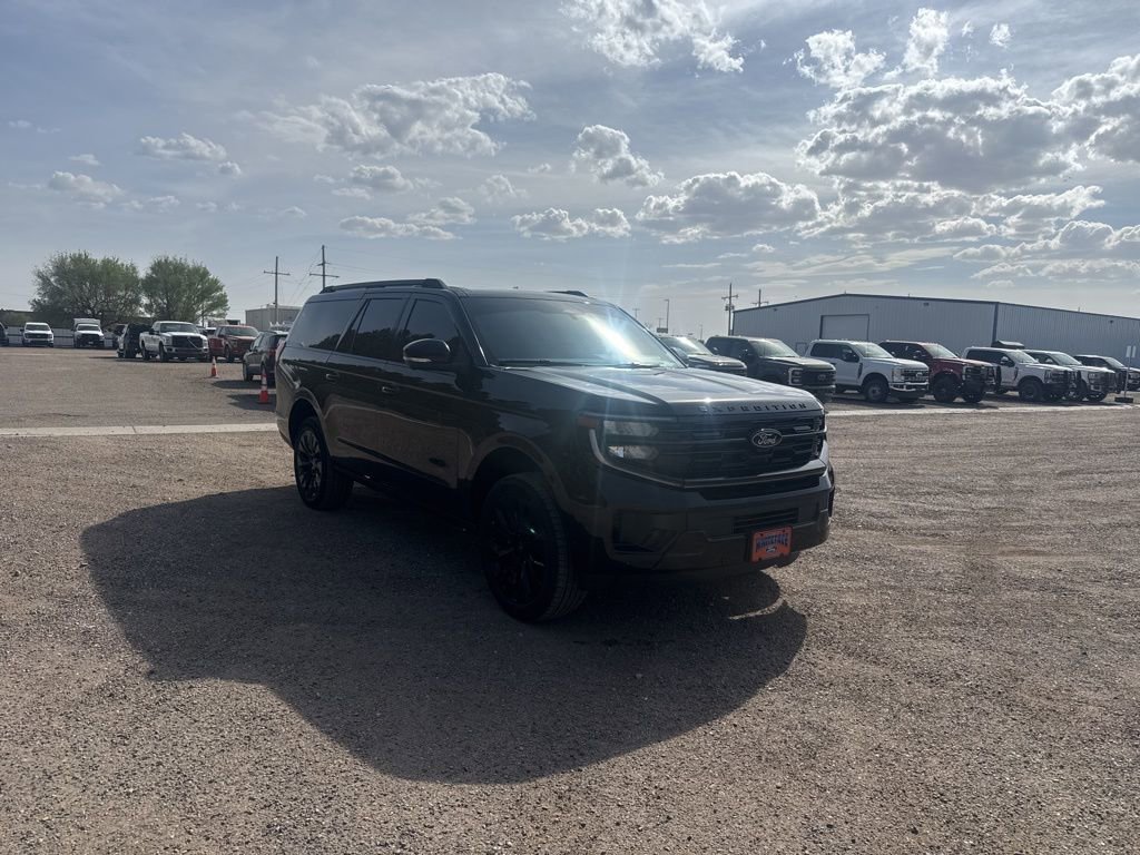 Used 2025 Ford Expedition Max Platinum w/ Stealth Appearance Package image 8