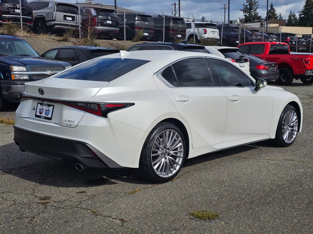 Used 2023 Lexus IS 300 Base w/ Premium Package image 8