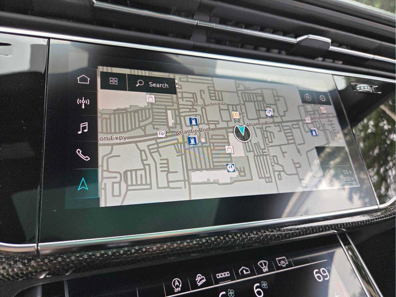 Used 2022 Audi SQ8 Prestige AWD/4WD image 28