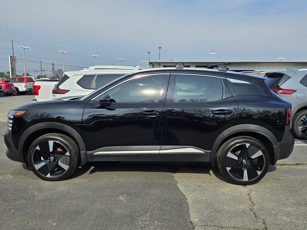 Certified 2025 Nissan Kicks SR w/ Illumination Package image 15