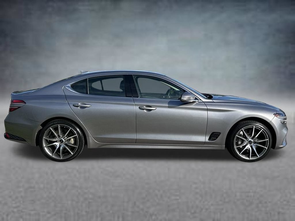 Used 2025 Genesis G70 2.5T AWD/4WD image 6