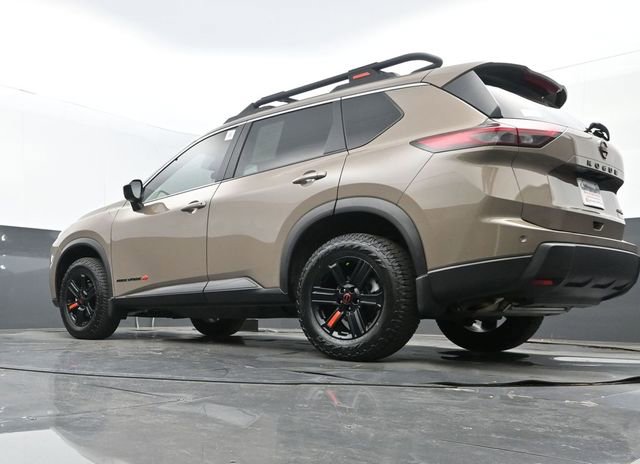 Used 2025 Nissan Rogue SV image 25