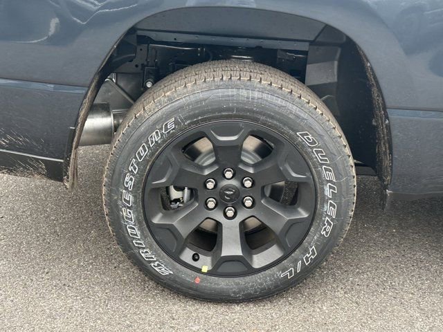 New 2026 RAM 1500 Express image 18