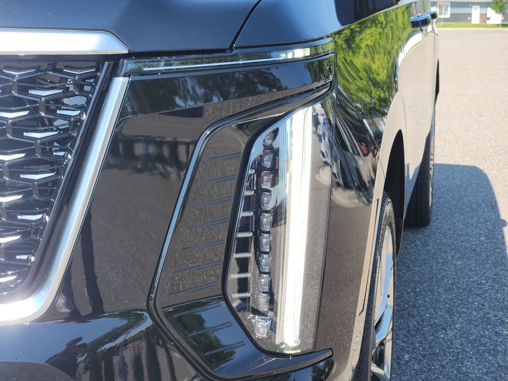 New 2026 Cadillac Escalade ESV Luxury w/ Touring Package AWD/4WD image 40