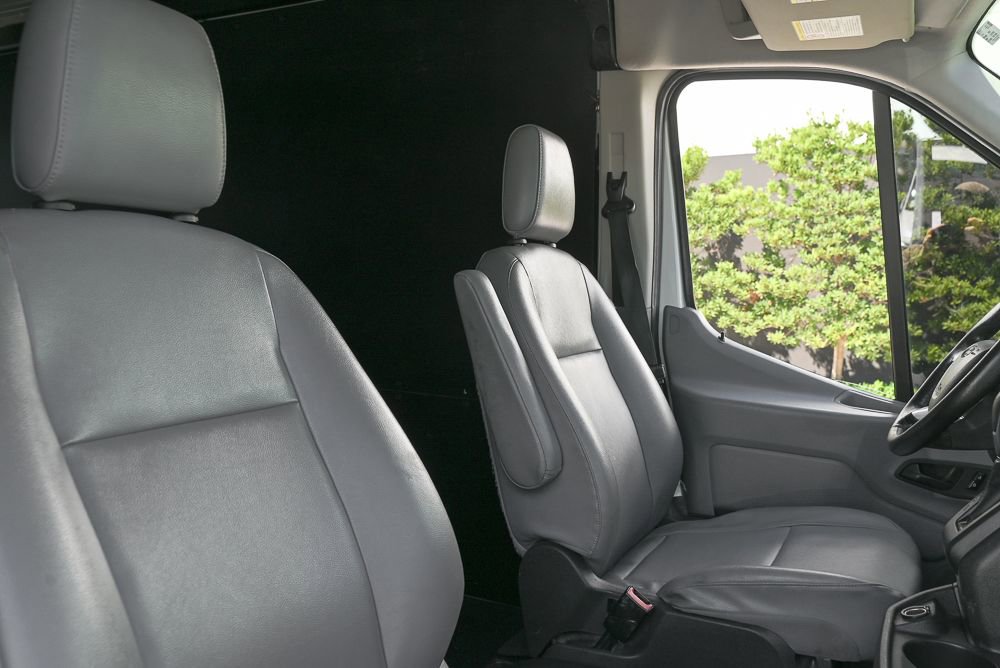 Used 2019 Ford Transit 250 148 Medium Roof RWD image 17