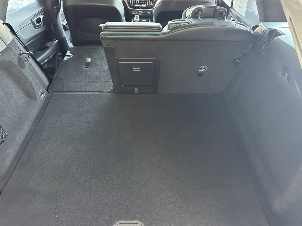 Certified 2023 Volvo XC60 B5 Ultimate AWD/4WD image 14
