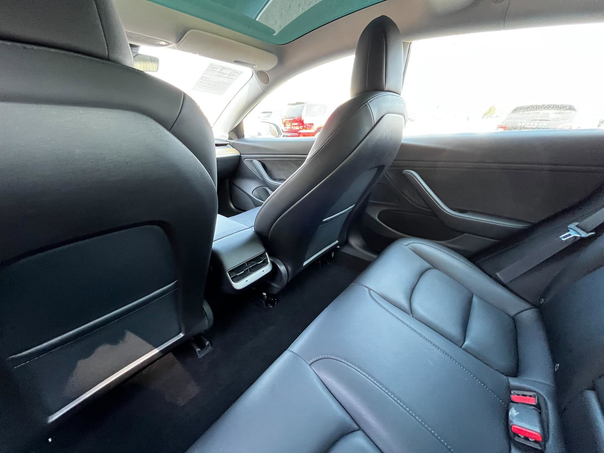 Used 2020 Tesla Model 3 Long Range image 25