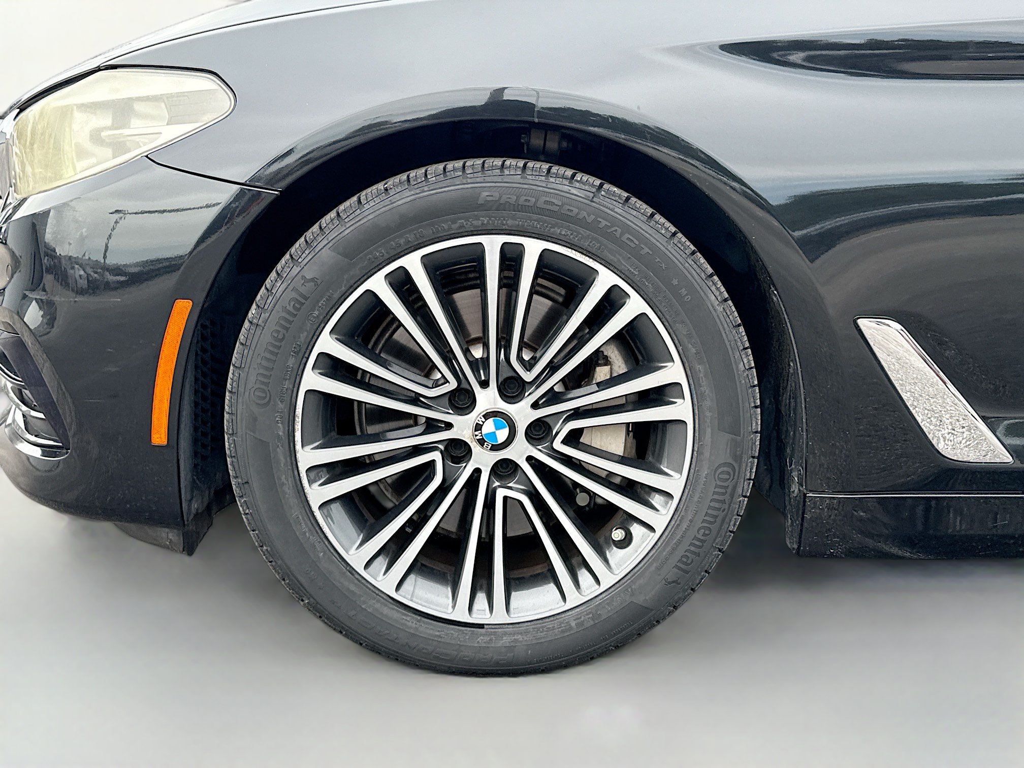 Used 2019 BMW 540i RWD image 42