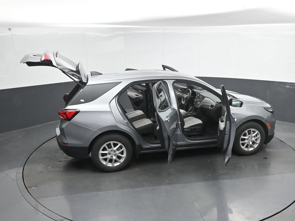 Used 2023 Chevrolet Equinox LS w/ LS Convenience Package FWD image 49