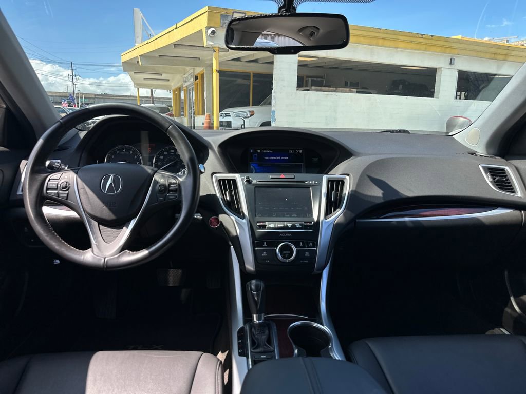 Used 2017 Acura TLX FWD image 13